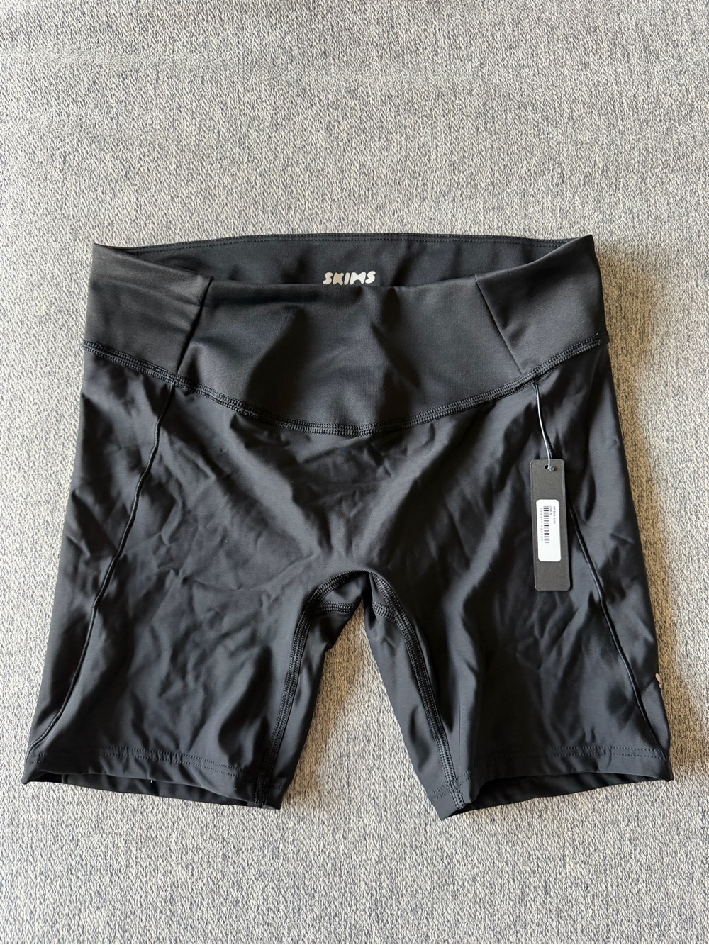 NWT SKIMS High-Rise Black Women's Active Shorts